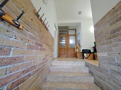 Eladó ház Komárom