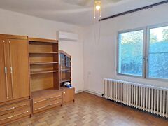 Eladó ház Budapest, XXI. kerület, Háros