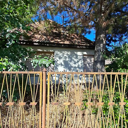 Eladó ház Pilis, Központ