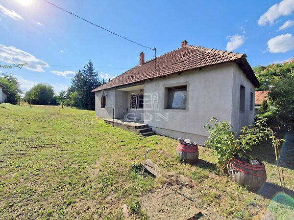 Eladó ház Mikosszéplak