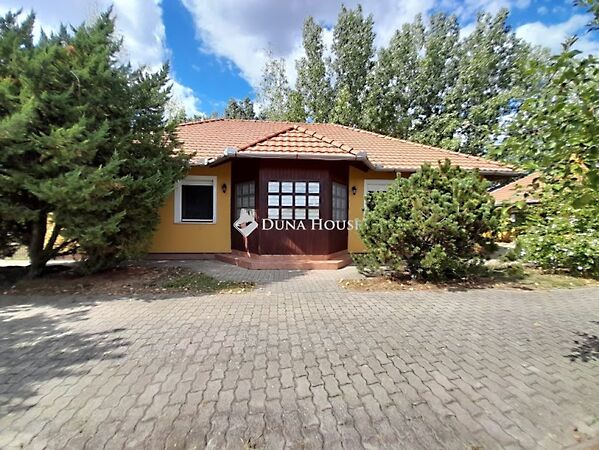 Eladó ház Békéscsaba