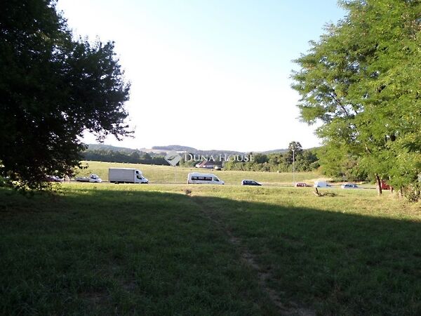 Eladó lakás Komló