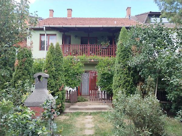 Eladó ház Eger
