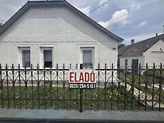 Eladó ház Szákszend