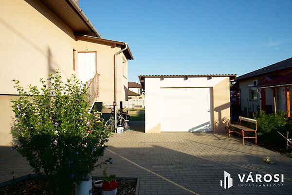 Eladó ház Budapest, XVIII. kerület, Erdőskert