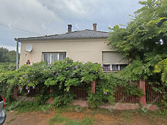 Eladó ház Berzence