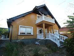 Eladó ház Akasztó