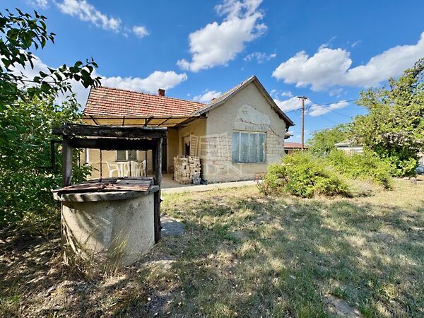 Eladó nyaraló Csajág