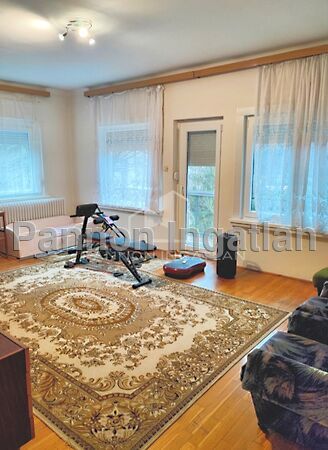 Eladó ház Balatonfűzfő