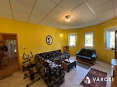 Eladó ház Mikepércs