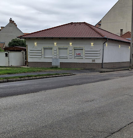 Eladó ház Szolnok, Belváros