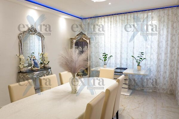 Eladó ház Sándorfalva