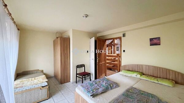 Eladó üzleti Alsóújlak