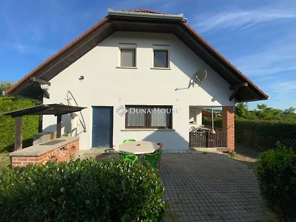 Eladó ház Mecseknádasd