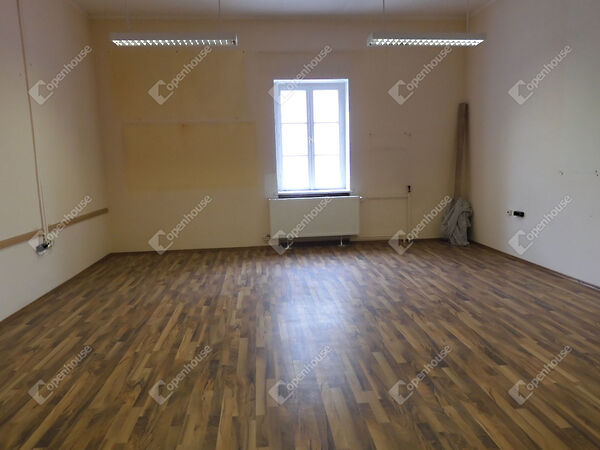 Kiadó iroda Zalaegerszeg