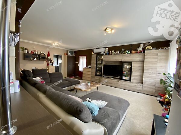 Eladó ház Szabadszállás