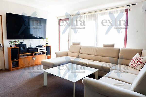 Eladó ház Pusztaszer