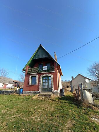 Eladó földterület Szomód