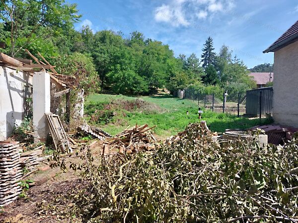 Eladó földterület Gyermely