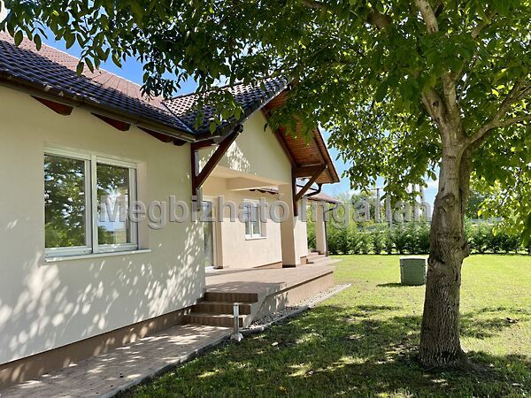 Eladó ház Balatonszentgyörgy