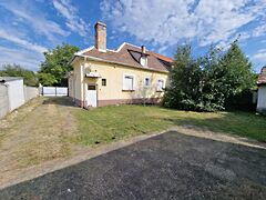 Eladó ház Tata, Tóváros