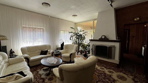 Eladó ház Budapest, XVI. kerület