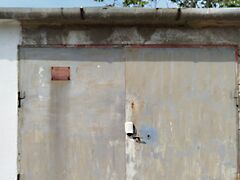 Eladó garázs Dunaújváros