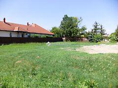 Eladó földterület Pusztaszabolcs