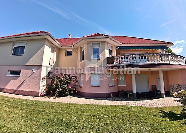 Eladó ház Balatonalmádi