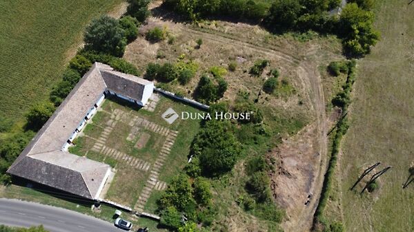 Eladó ház Szekszárd