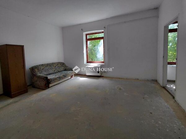 Eladó ház Szekszárd