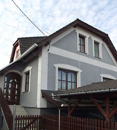 Eladó ház Szolnok, Szandaszőlős