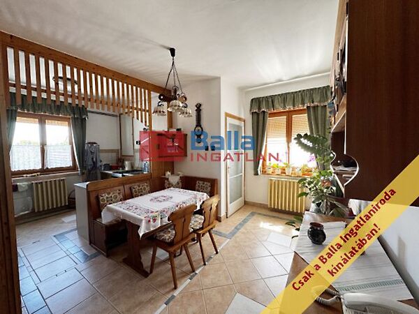 Eladó lakás Veszprém