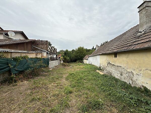 Eladó földterület Szentendre