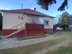 Eladó ház Szentgál