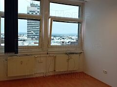 Eladó iroda Veszprém