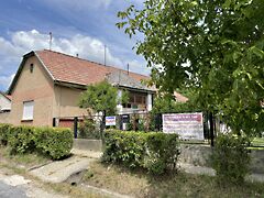 Eladó ház Kesztölc