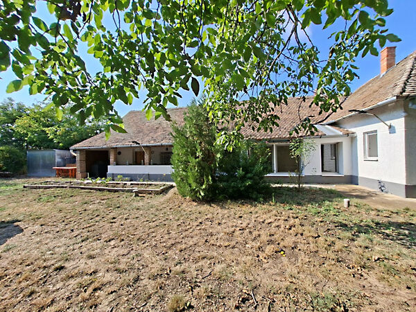 Eladó ház Kunszentmárton