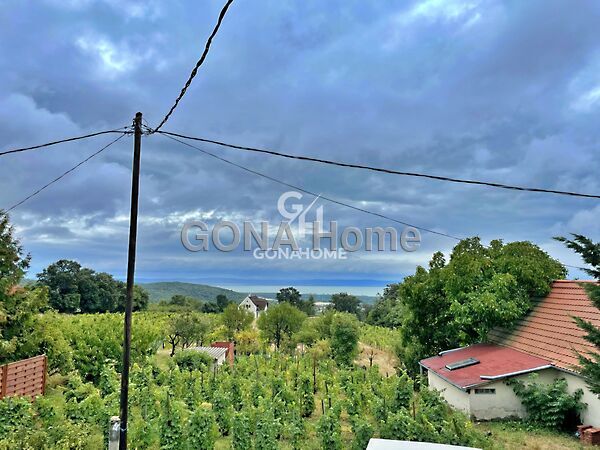 Eladó földterület Mencshely