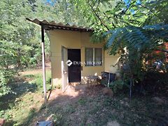 Eladó földterület Sé