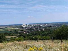 Eladó földterület Győrújbarát