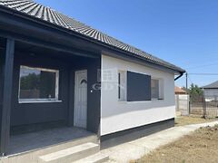 Eladó ház Örkény