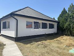 Eladó ház Örkény