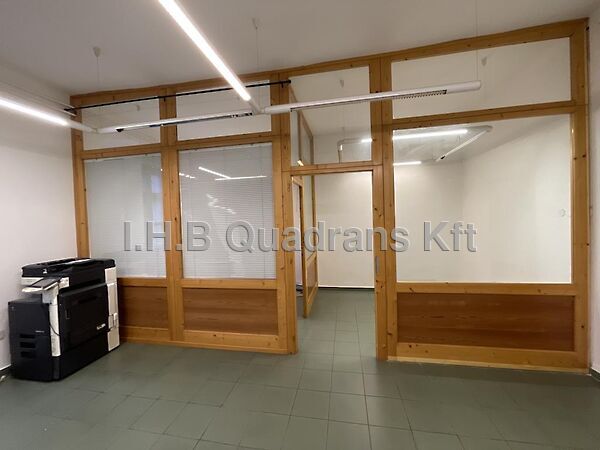 Kiadó Array Szekszárd