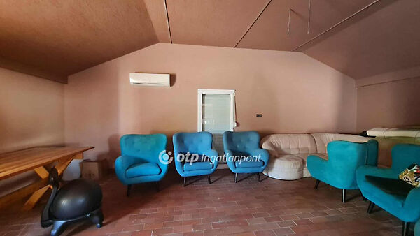 Eladó ház Kiskőrös