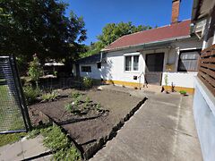 Eladó ház Székesfehérvár