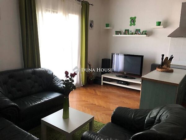 Eladó nyaraló Balatonfenyves