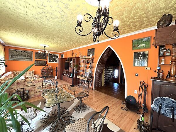 Eladó ház Monorierdő