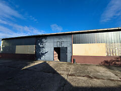 Eladó iroda Debrecen