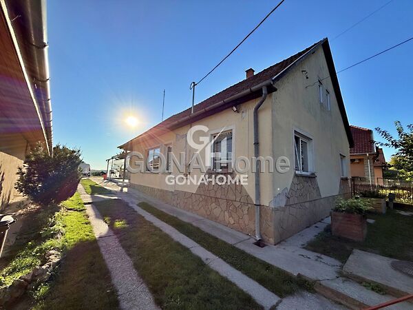 Eladó ház Balatonszabadi